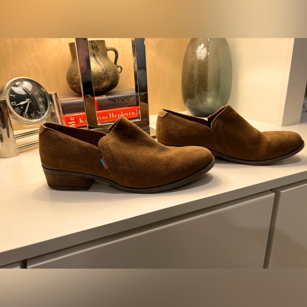 Toms Brown Suede Shoes, Womens